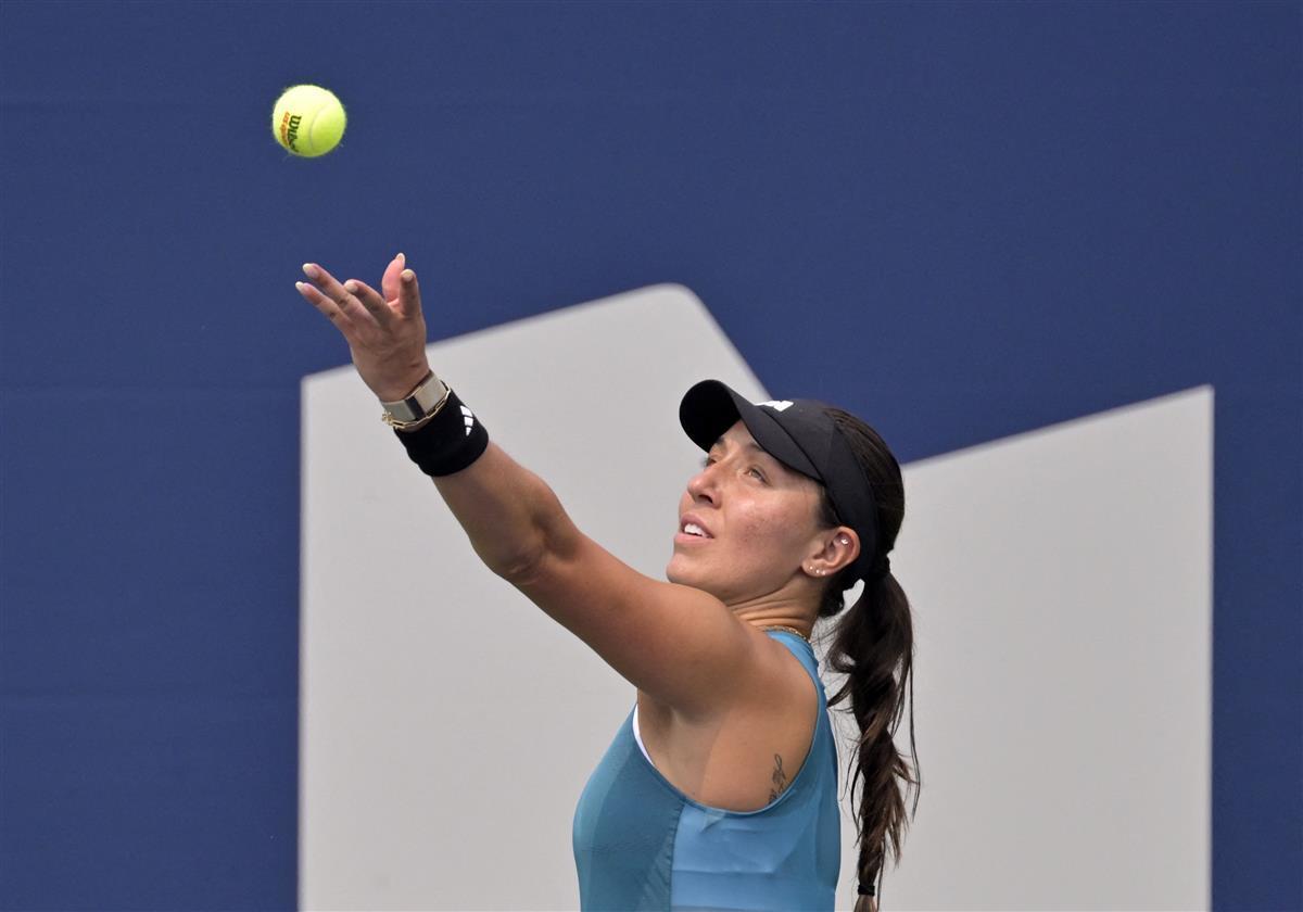 此次何杰的 此次何杰的