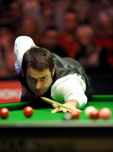 给了他一个 给了他一个